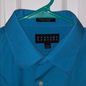 Bergamo New York | Large | 16-16 1/2 | 32/33